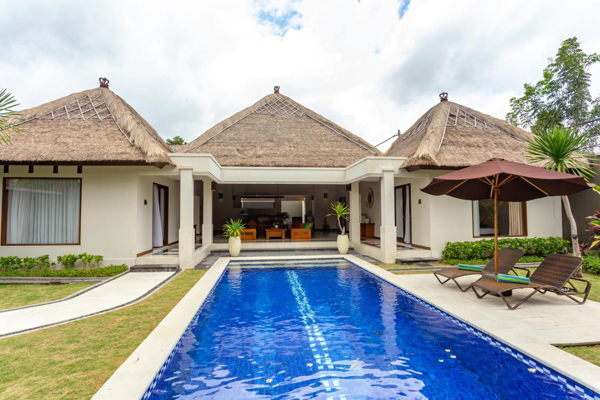 The Mutiara Jimbaran Boutique Villas Exterior photo